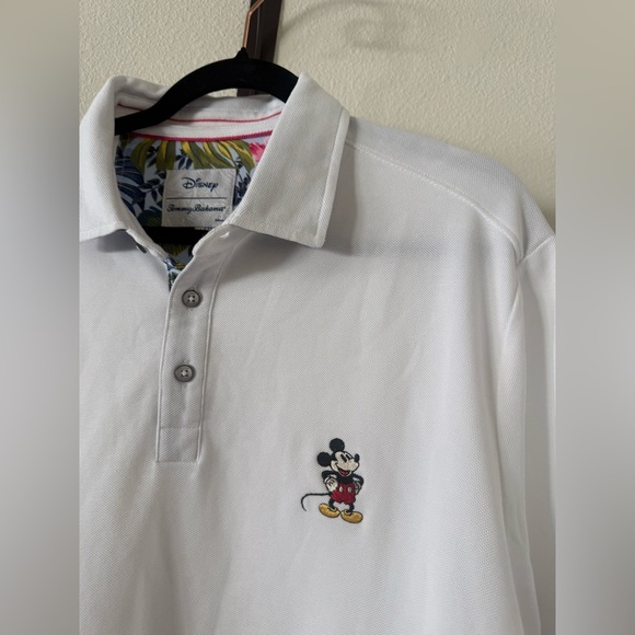 Tommy Bahama Men’s Disney Mickey Mouse White Polo - Picture 5 of 8